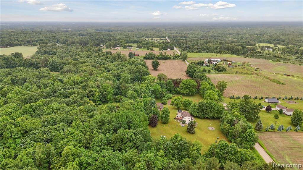 2057 West Brown Road Millington, MI 48746 - Photo 44 of 55 Gallery Image 44
