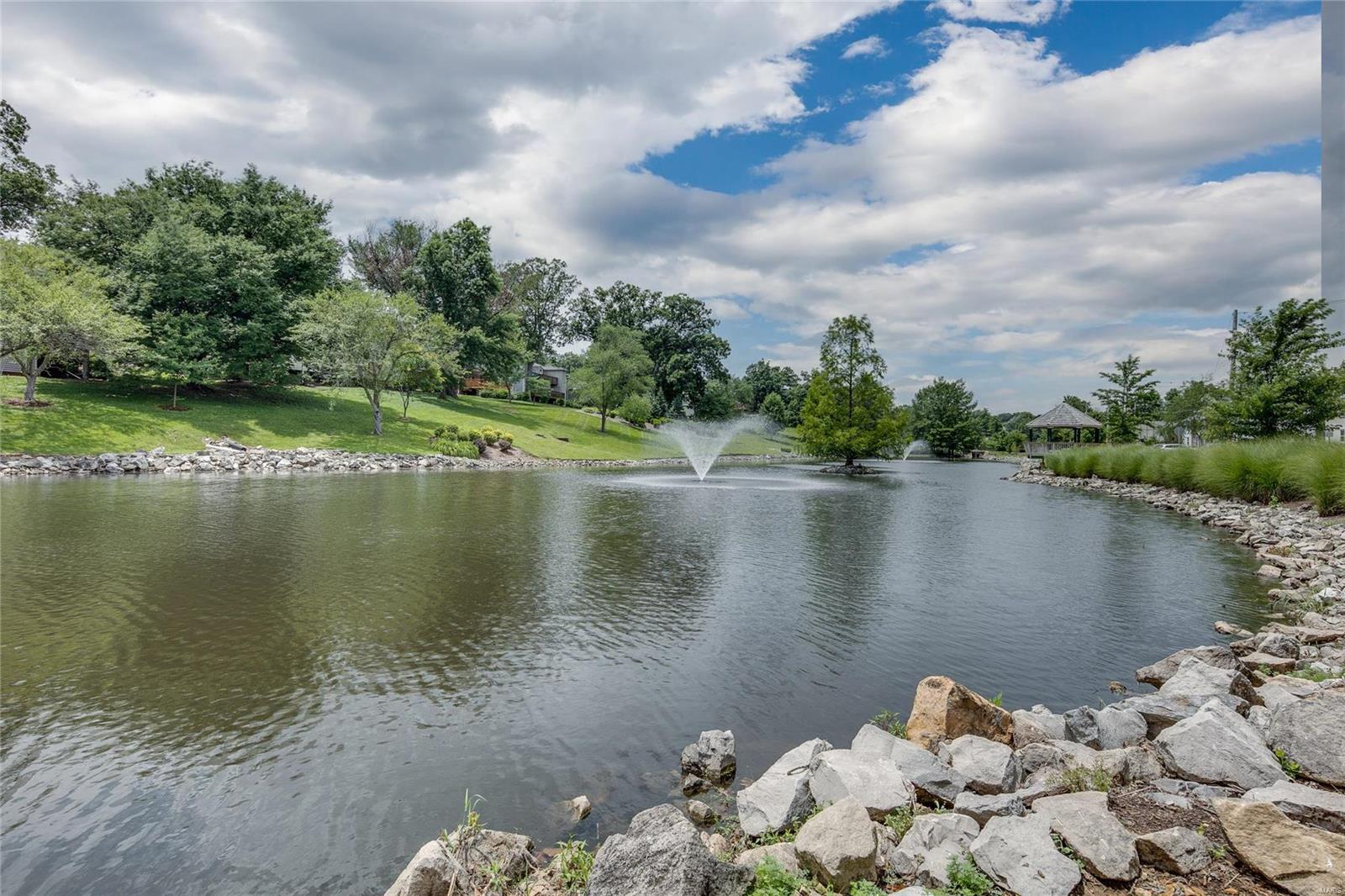 9140 Eager Road St. Louis, MO 63144 - Photo 30 of 33