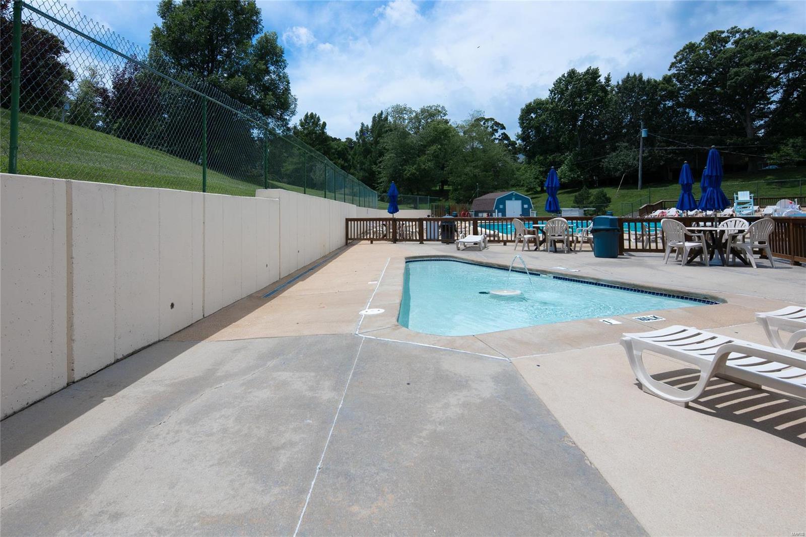 9140 Eager Road St. Louis, MO 63144 - Photo 31 of 33