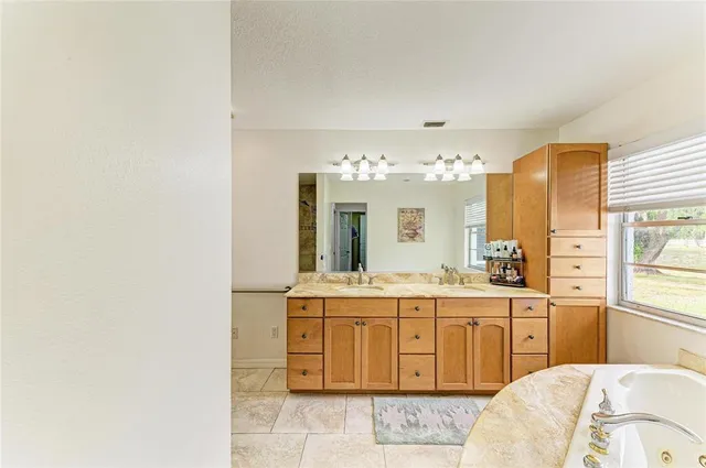 $2,200,000 | 1516 Fox Creek Drive, Sarasota, FL 34240