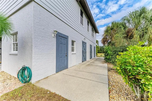 $2,200,000 | 1516 Fox Creek Drive, Sarasota, FL 34240