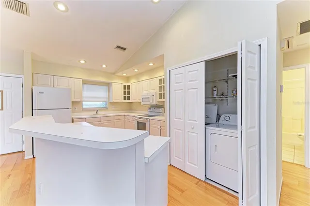 $2,200,000 | 1516 Fox Creek Drive, Sarasota, FL 34240