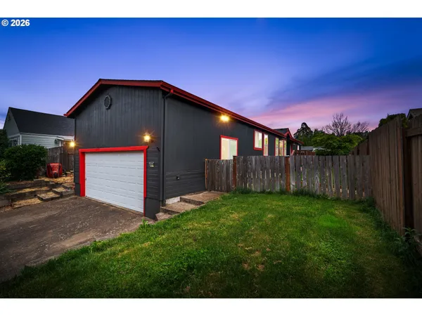 $389,000 | 977 Island Street, Springfield, OR 97477
