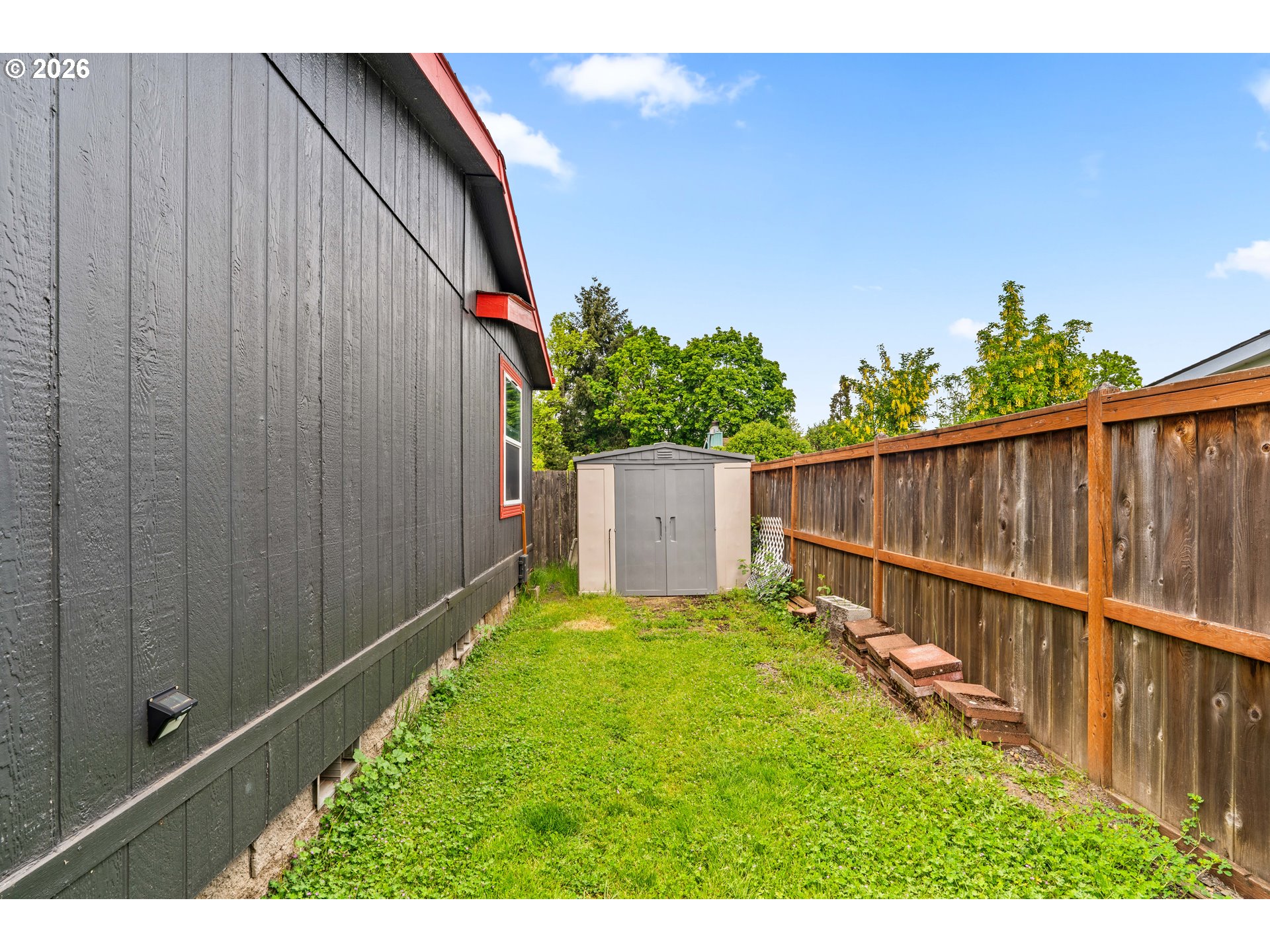 977 Island Street Springfield, OR 97477 - Photo 28 of 30