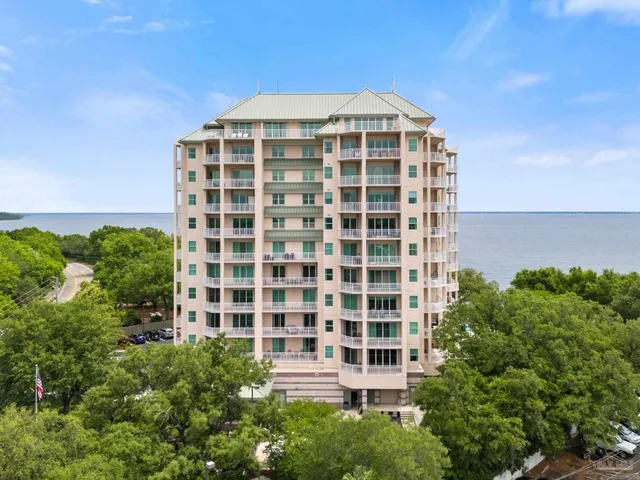 $849,000 | 1700 Scenic Highway, Unit 802, Pensacola, FL 32503