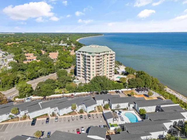 $849,000 | 1700 Scenic Highway, Unit 802, Pensacola, FL 32503
