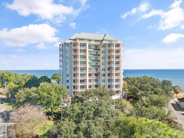 $849,000 | 1700 Scenic Highway, Unit 802, Pensacola, FL 32503