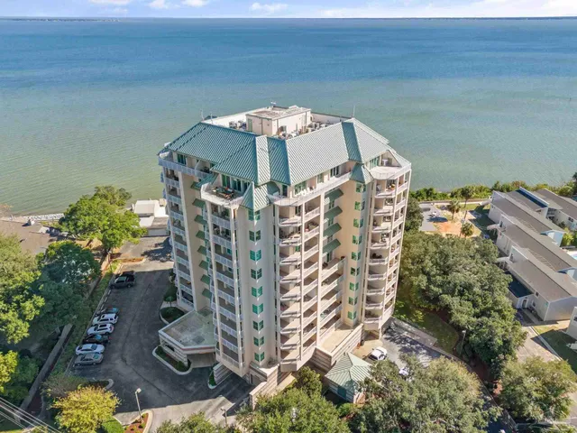 $849,000 | 1700 Scenic Highway, Unit 802, Pensacola, FL 32503