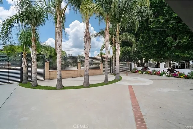 $998,900 | 15752 Cobalt Street, Sylmar, CA 91342