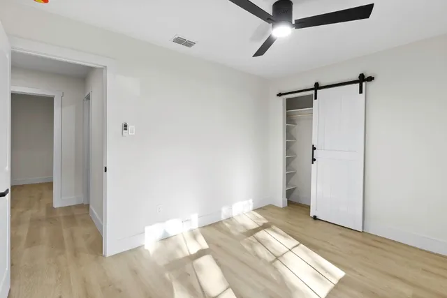 a view of empty room