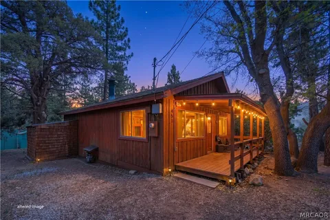 $324,500 | 451 Cedar Lane, Sugarloaf, CA 92386