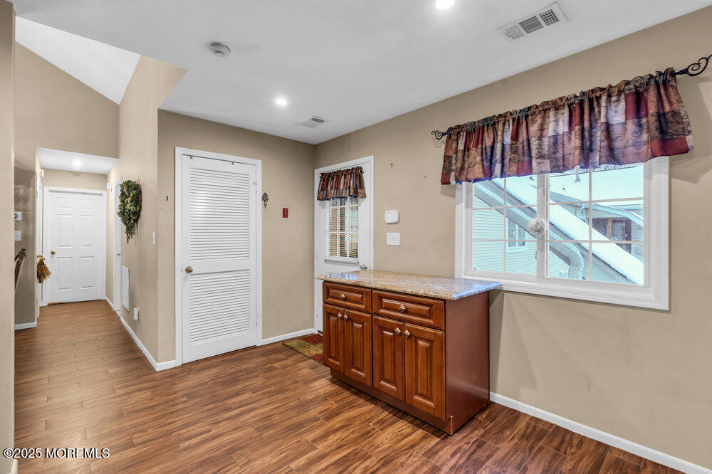 83 Winthrop Road, Unit I Monroe Township, NJ 08831 - Photo 12 of 23 dsc02415_571