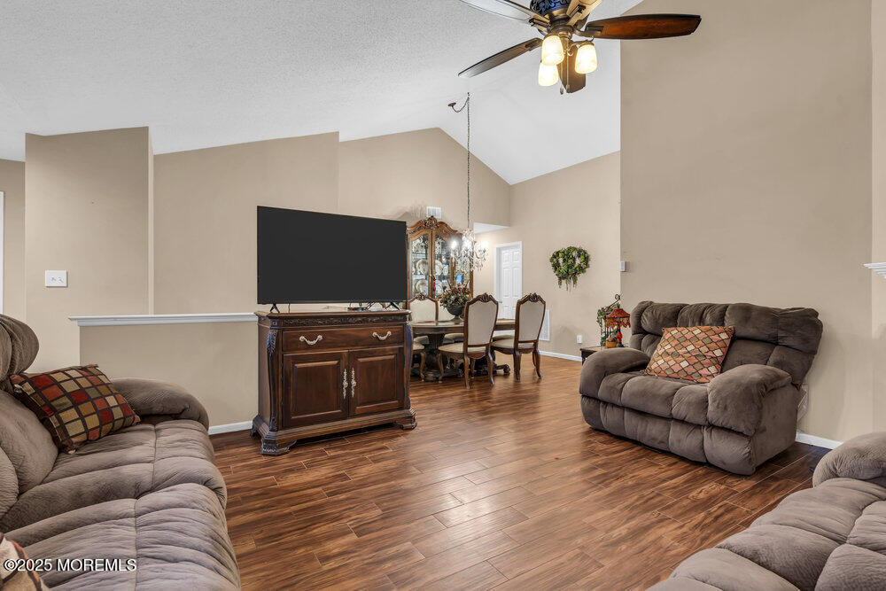 83 Winthrop Road, Unit I Monroe Township, NJ 08831 - Photo 6 of 23 dsc02455_929