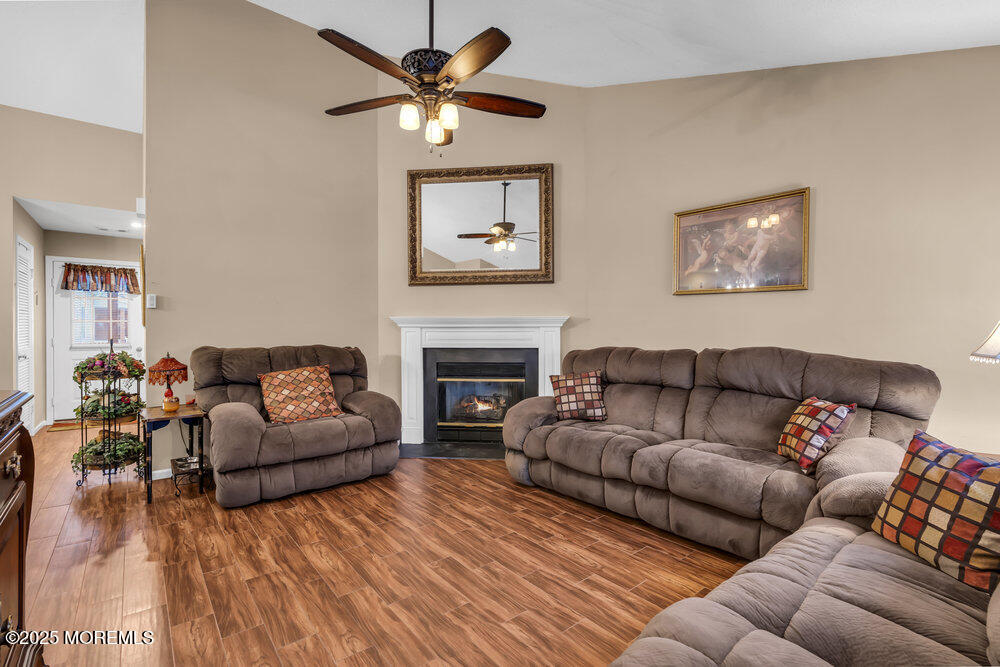 83 Winthrop Road, Unit I Monroe Township, NJ 08831 - Photo 7 of 23 dsc02445-1_748