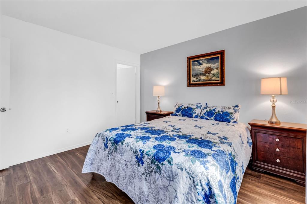 8391 Pickwick Road North Port, FL 34287 - Photo 17 of 32