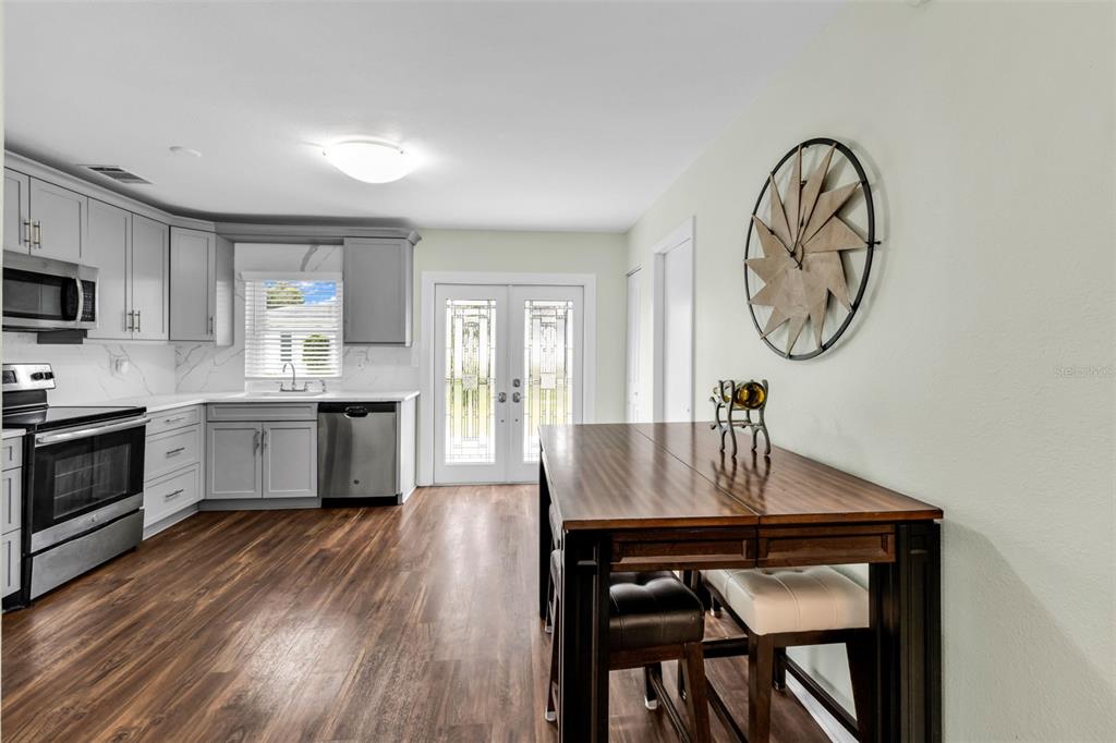 8391 Pickwick Road North Port, FL 34287 - Photo 9 of 32