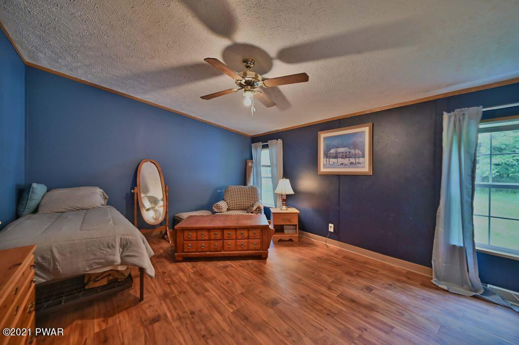 33 Oakview Lane Waymart, PA 18472 - Photo 31 of 65