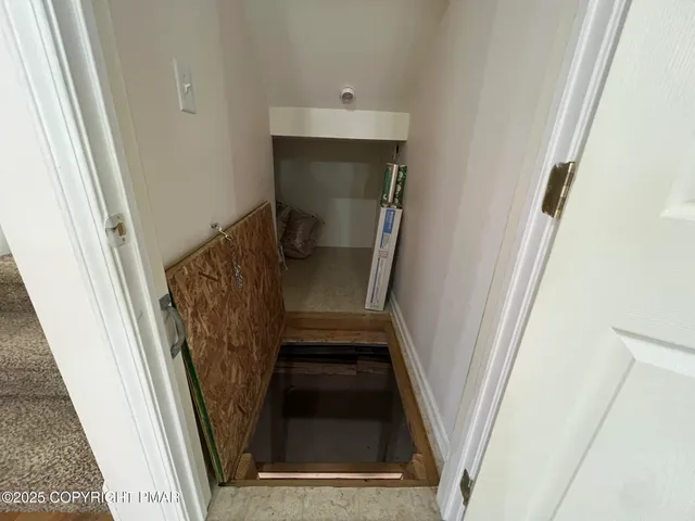 $339,000 | 214 Kensington Drive, Bushkill, PA 18324