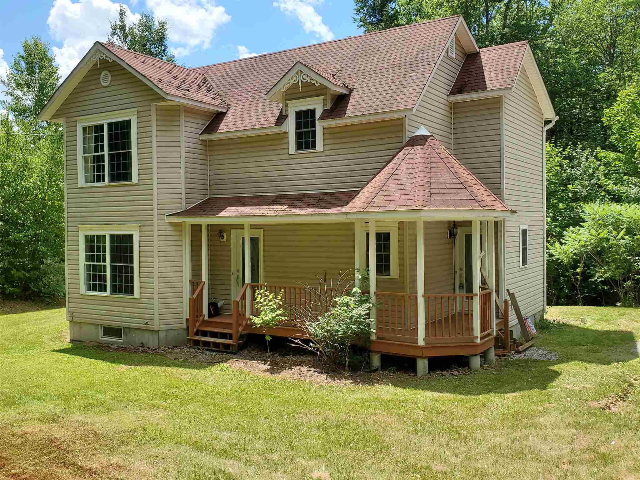 115 Craney Hill Road Weare, NH 03281 - Photo 1 of 22