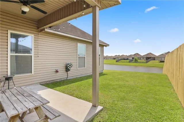 $2,500 | 42403 Tigers Eye Stone Avenue, Prairieville, LA 70769