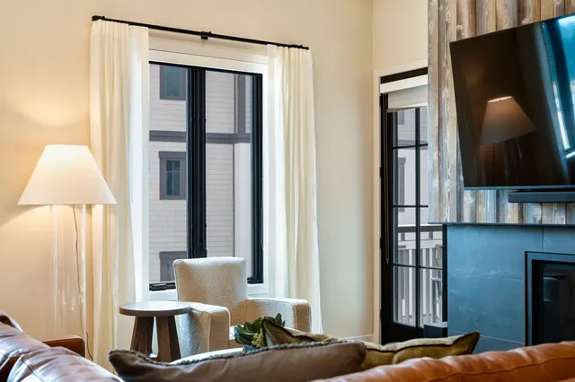 $1,599,000 | 700 Village Drive, Unit 402, Donnelly, ID 83615