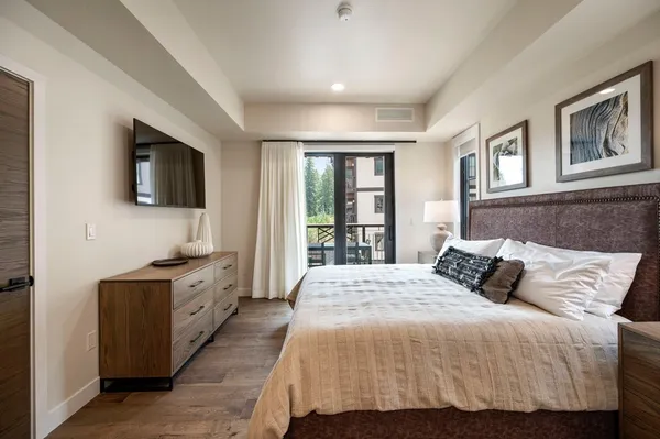 $1,599,000 | 700 Village Drive, Unit 402, Donnelly, ID 83615