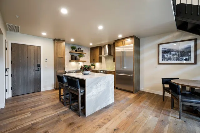 $1,599,000 | 700 Village Drive, Unit 402, Donnelly, ID 83615