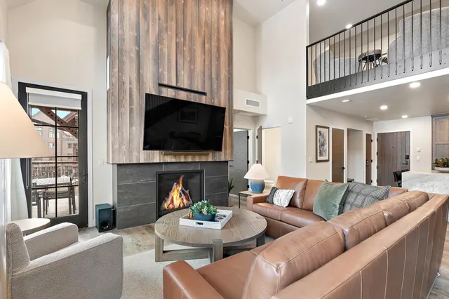 $1,599,000 | 700 Village Drive, Unit 402, Donnelly, ID 83615