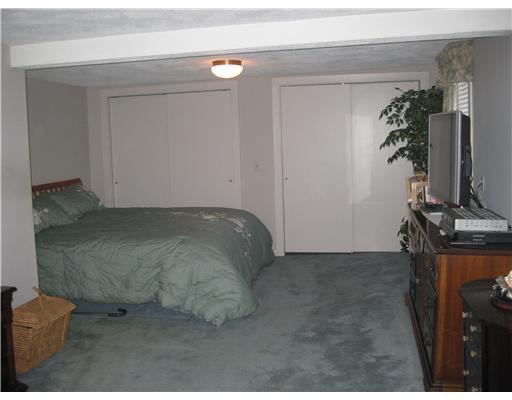 3306 West Shore Road Warwick, RI 02886 - Photo 11 of 12 Bedroom.