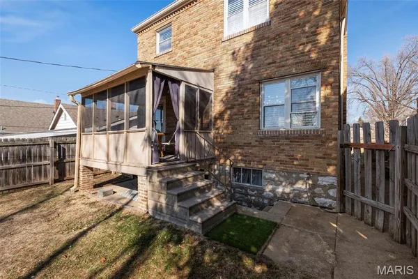 $307,000 | 6714 Bancroft Avenue, St. Louis, MO 63109