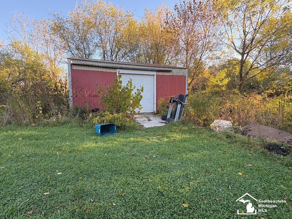 3274 West Albain Road Monroe, MI 48161 - Photo 2 of 8 50192735-3253316b-bb8a-4264-a3e7-96de7d90249d.JPG