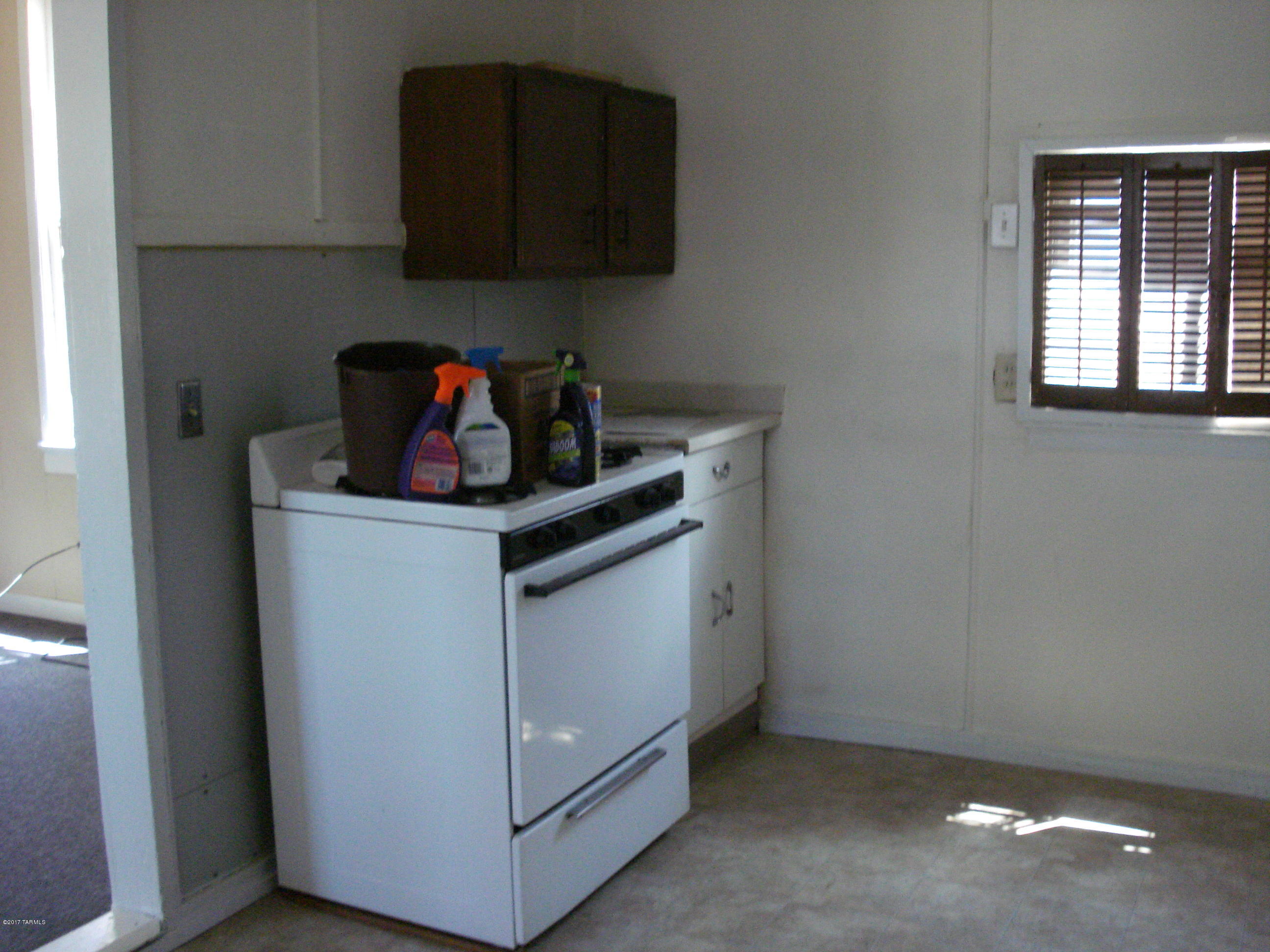 342 East 7th Street Benson, AZ 85602 - Photo 6 of 22