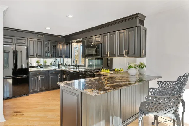 $948,000 | 15 Hammersmith Road, Unit 31A, Newport, RI 02840