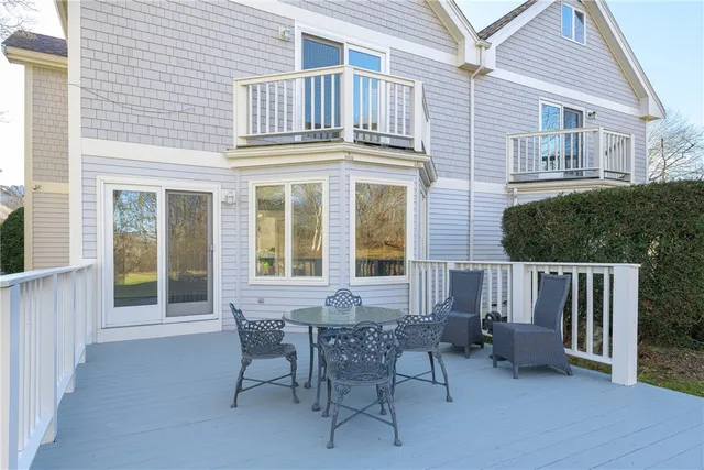 $948,000 | 15 Hammersmith Road, Unit 31A, Newport, RI 02840