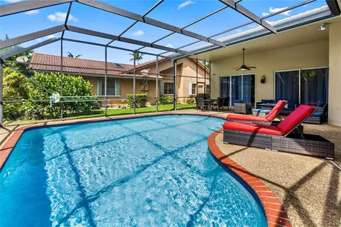 $700,000 | 11841 Northwest 2nd Street, Coral Springs, FL 33071