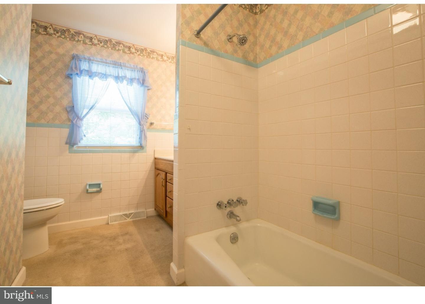 2580 Exton Road Hatboro, PA 19040 - Photo 19 of 22 Bathroom