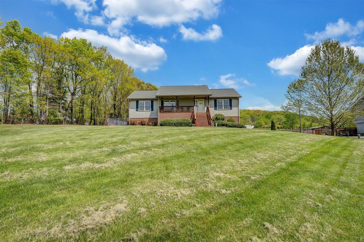 2372 Feather Road Vinton, VA 24179 - Photo 1 of 33 .93 acres