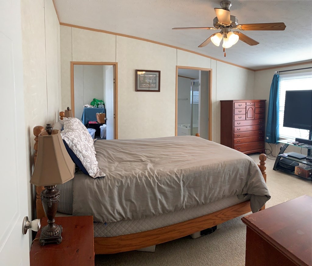 1155 Harbin Road Dandridge, TN 37725 - Photo 14 of 27 Gallery Image 14