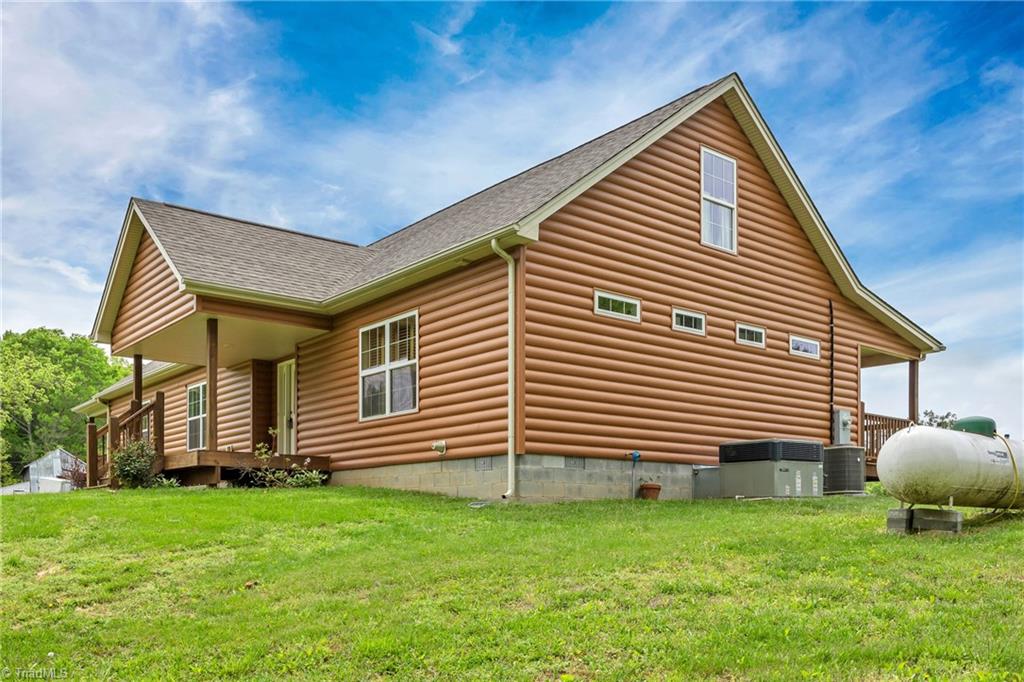 7785 Steele Road Walnut Cove, NC 27052 - Photo 44 of 50 Gallery Image 44