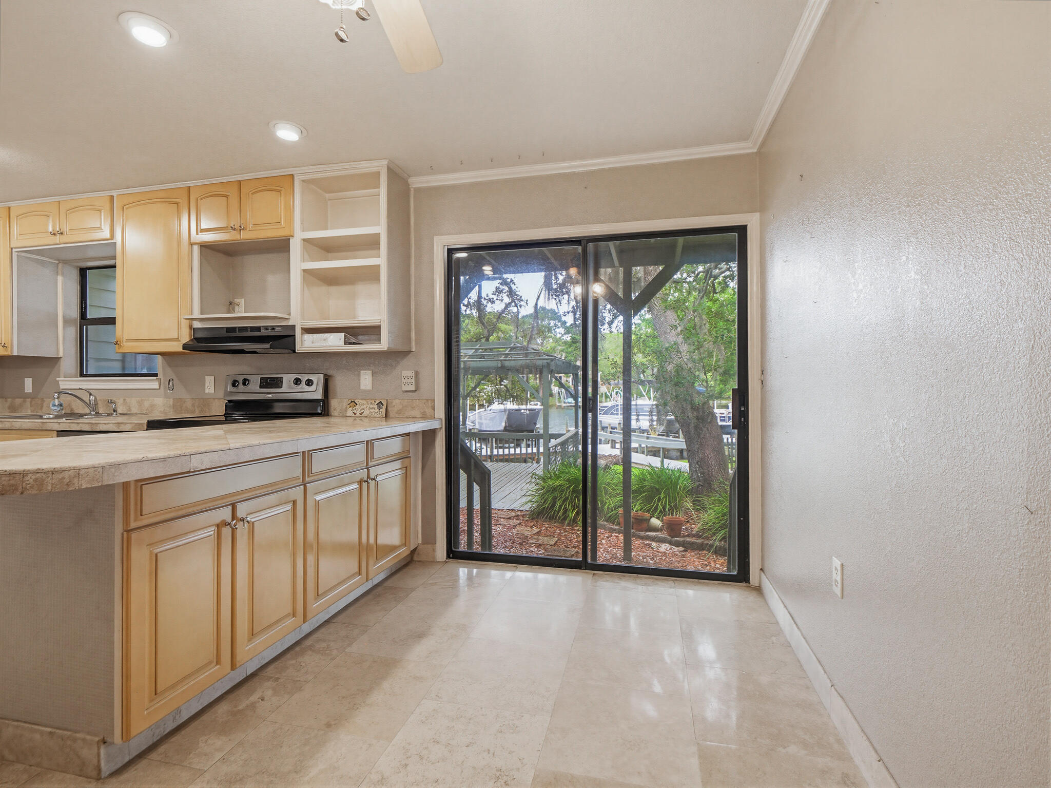 268 Kidd Street Fort Walton Beach, FL 32548 - Photo 9 of 58 268 Kidd St-31