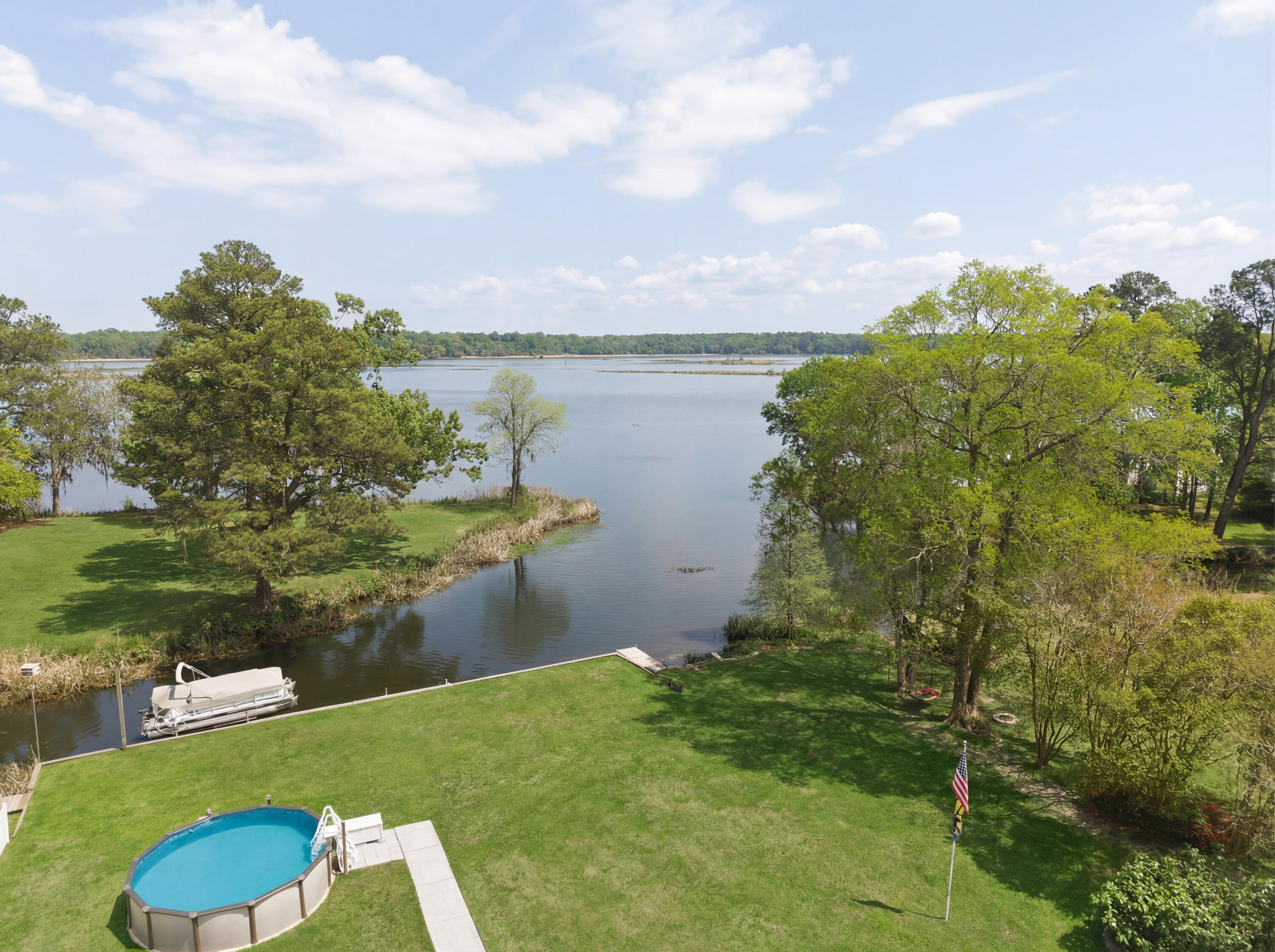 1805 Ringneck Road Moncks Corner, SC 29461 - Photo 2 of 40 88E1B33D-E395-418B-9426-4E86B34AB3B1