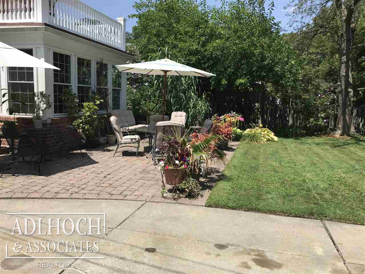 734 Pemberton Road Grosse Pointe Park, MI 48230 - Photo 4 of 23