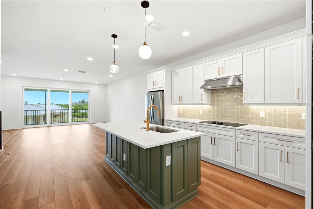 9936 Key Haven Road Seminole, FL 33777 - Photo 11 of 54