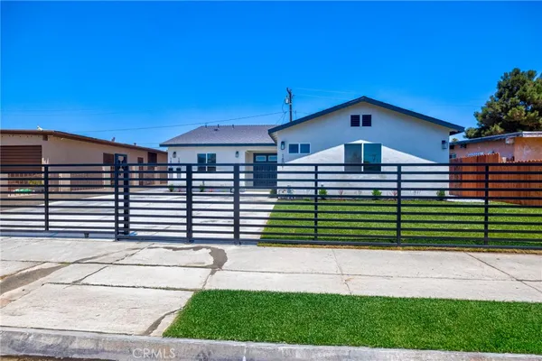 $1,100,000 | 1601-1603 West 165th Street, Compton, CA 90220