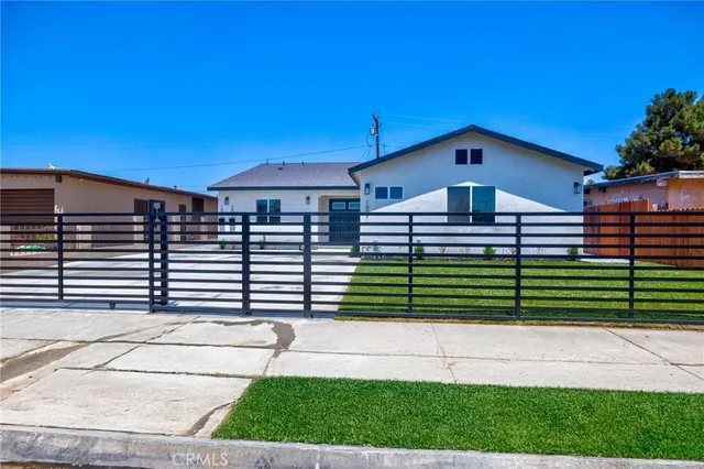$1,100,000 | 1601-1603 West 165th Street, Compton, CA 90220