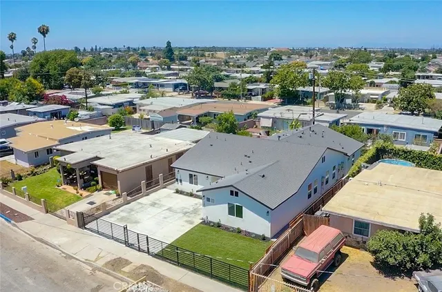 $1,100,000 | 1601-1603 West 165th Street, Compton, CA 90220