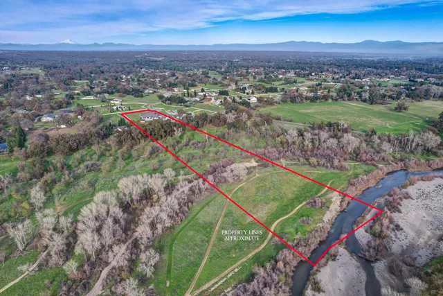 a kitchen with granite countertop lots of counter top space