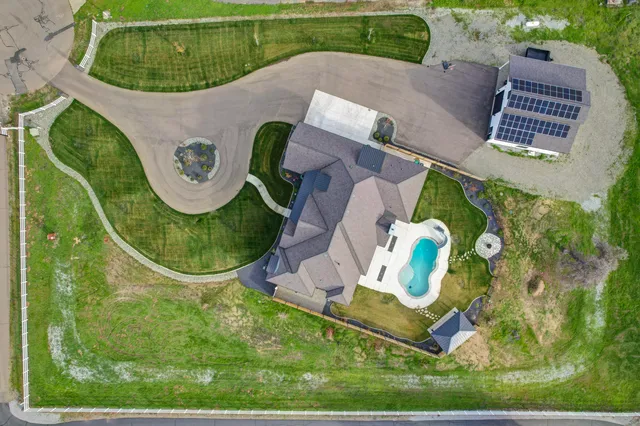 $1,950,000 | 3020 Swan Court, Cottonwood, CA 96022