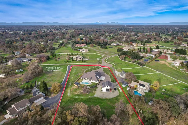 $1,950,000 | 3020 Swan Court, Cottonwood, CA 96022