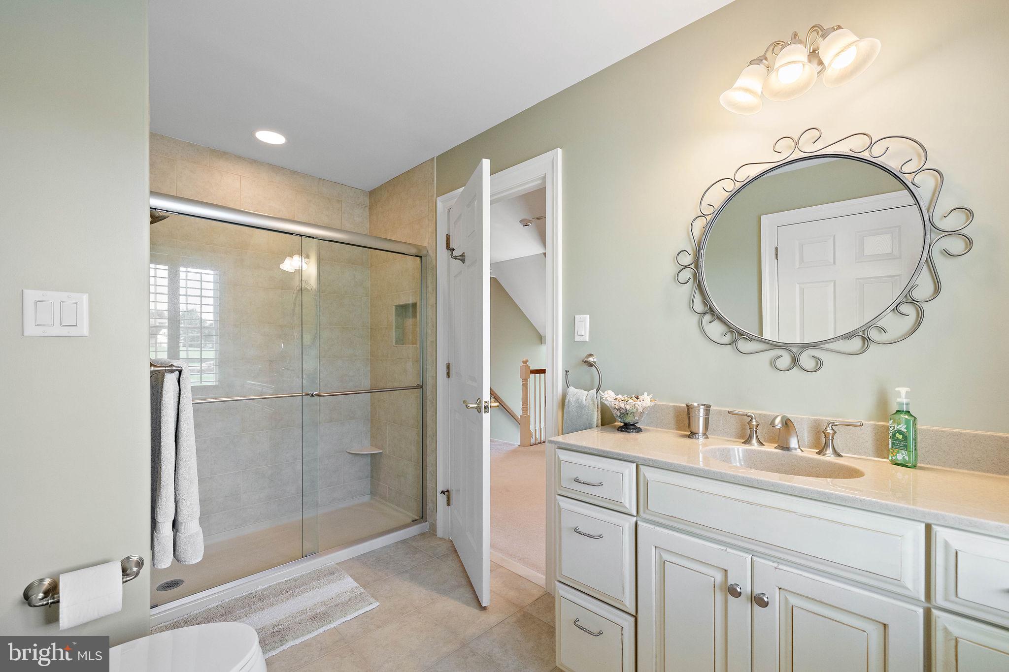 111 Bailey Circle Kennett Square, PA 19348 - Photo 38 of 64 Guest room en-suite full bath